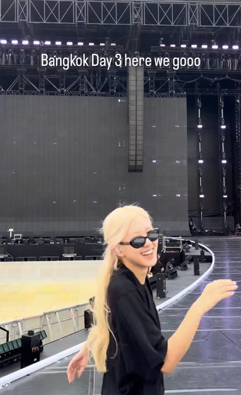 โรเซ่ BLACKPINK  โชว์กินอาหารไทย