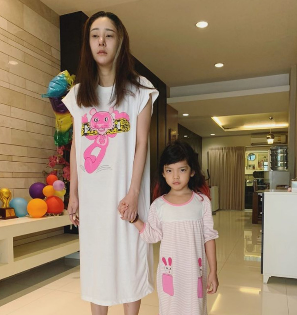 แตงโม นิดา