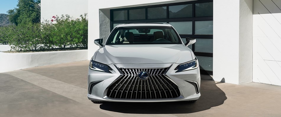 Lexus ES 2022