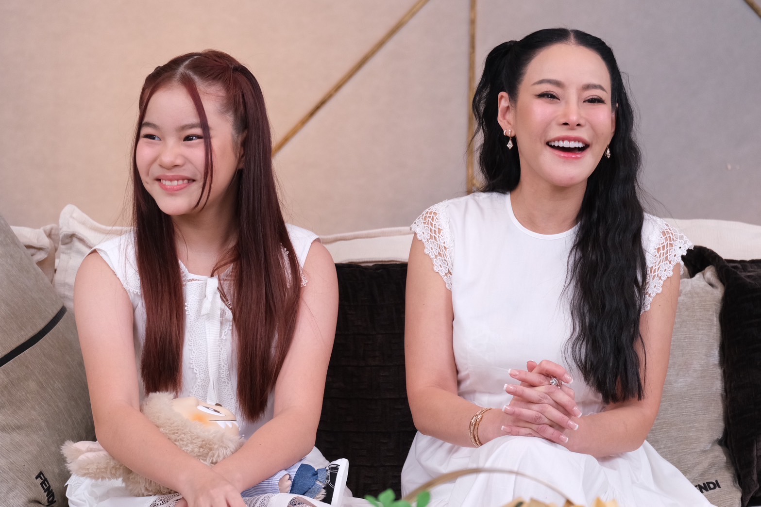 น้องงณิริน, หนิง ปณิตา 