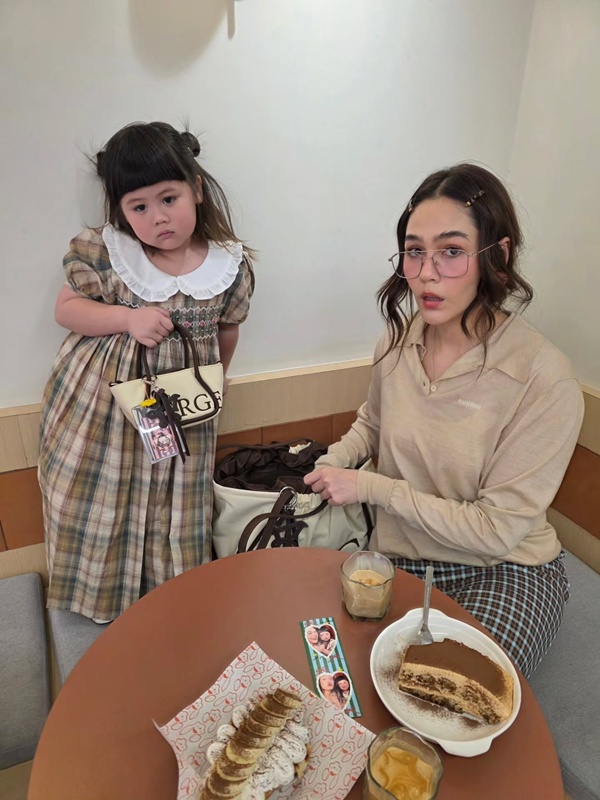 น้องแอบิเกล ลูกสาว ชมพู่ อารยา เจอแซะ