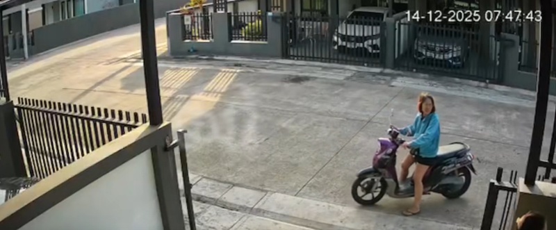 ซ้อนมอเตอร์ไซค์