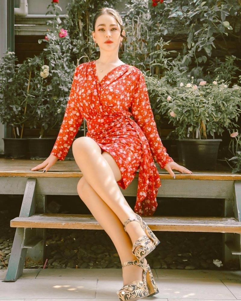 แหม่ม วิชุดา