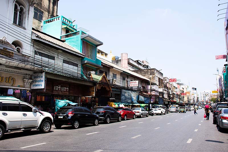 ที่จอดรถสำเพ็งฟรี