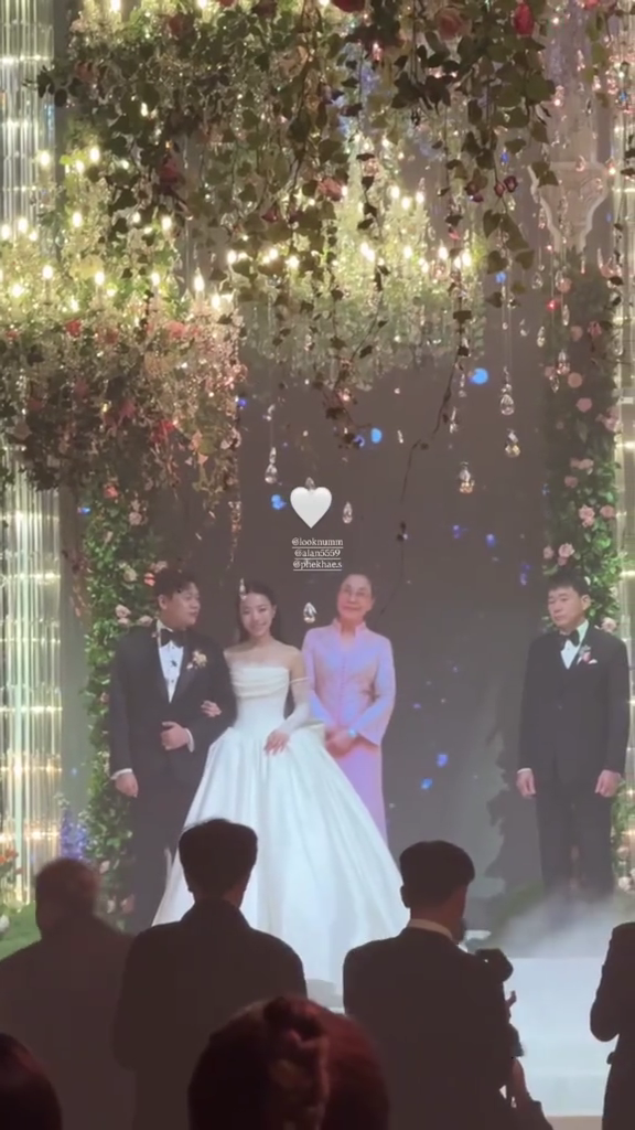 ลูกน้ำ พี่สาว นนกุล ชานน แต่งงาน พา คุณแม่เพ็กแฮ ร่วมส่งตัวเจ้าสาว