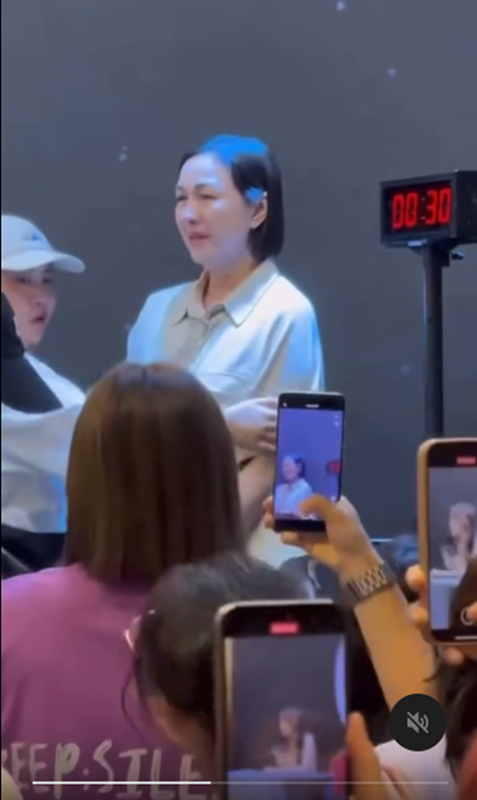 ดราม่า ออม กรณ์นภัส ร้องไห้ในงานที่จีน