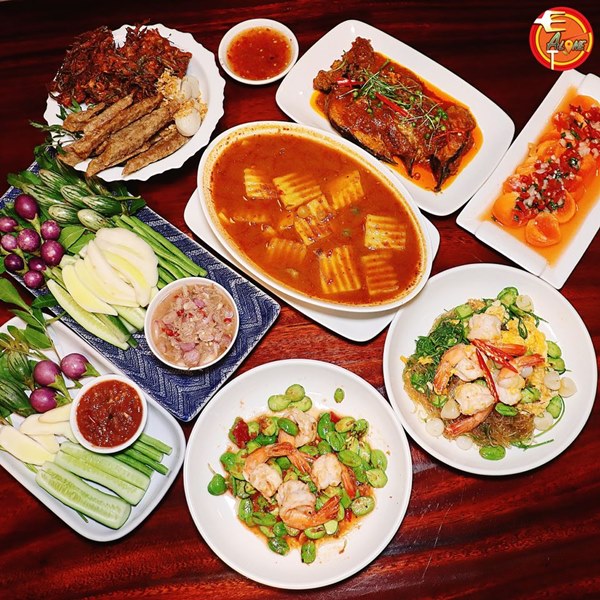 ร้านอาหารเกษตรนวมินทร์ ร้านอาหารใต้ บ้านฉลอง