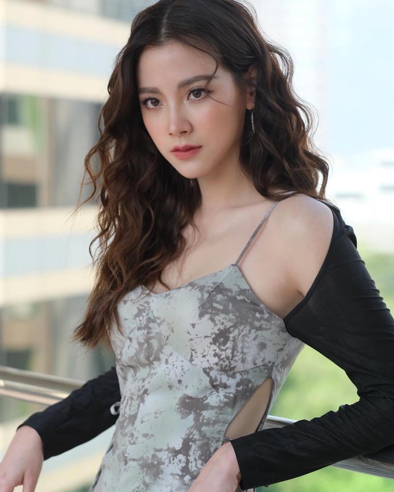 ใบเฟิร์น พิมพ์ชนก