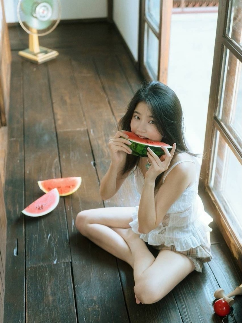 ฝน ศนันธฉัตร
