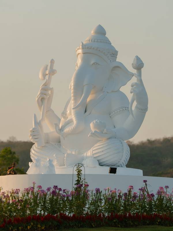 ปู่ไพวงษ์ เปิดอาณาจักร เตชะณรงค์