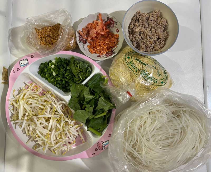ก๋วยเตี๋ยว