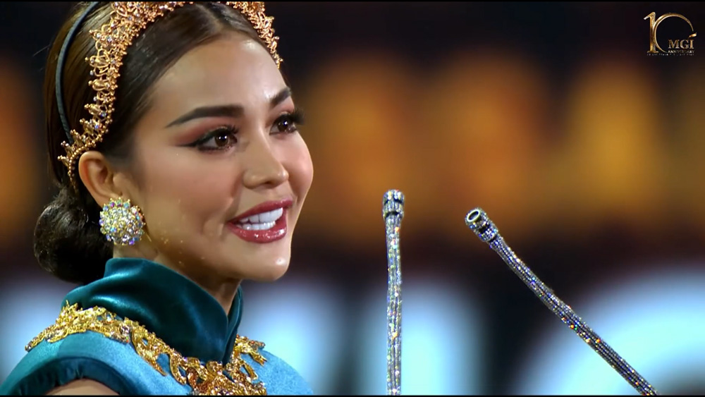 อิงฟ้า วราหะ