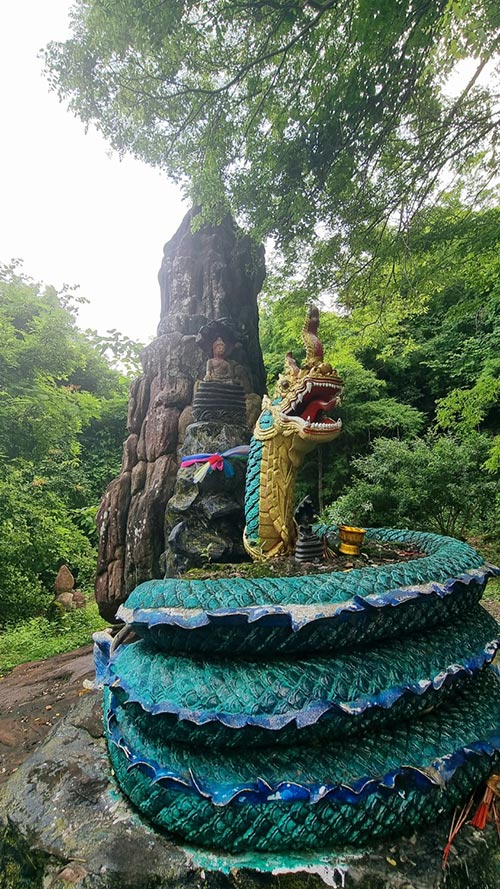 น้ำตกถ้ำโสดา