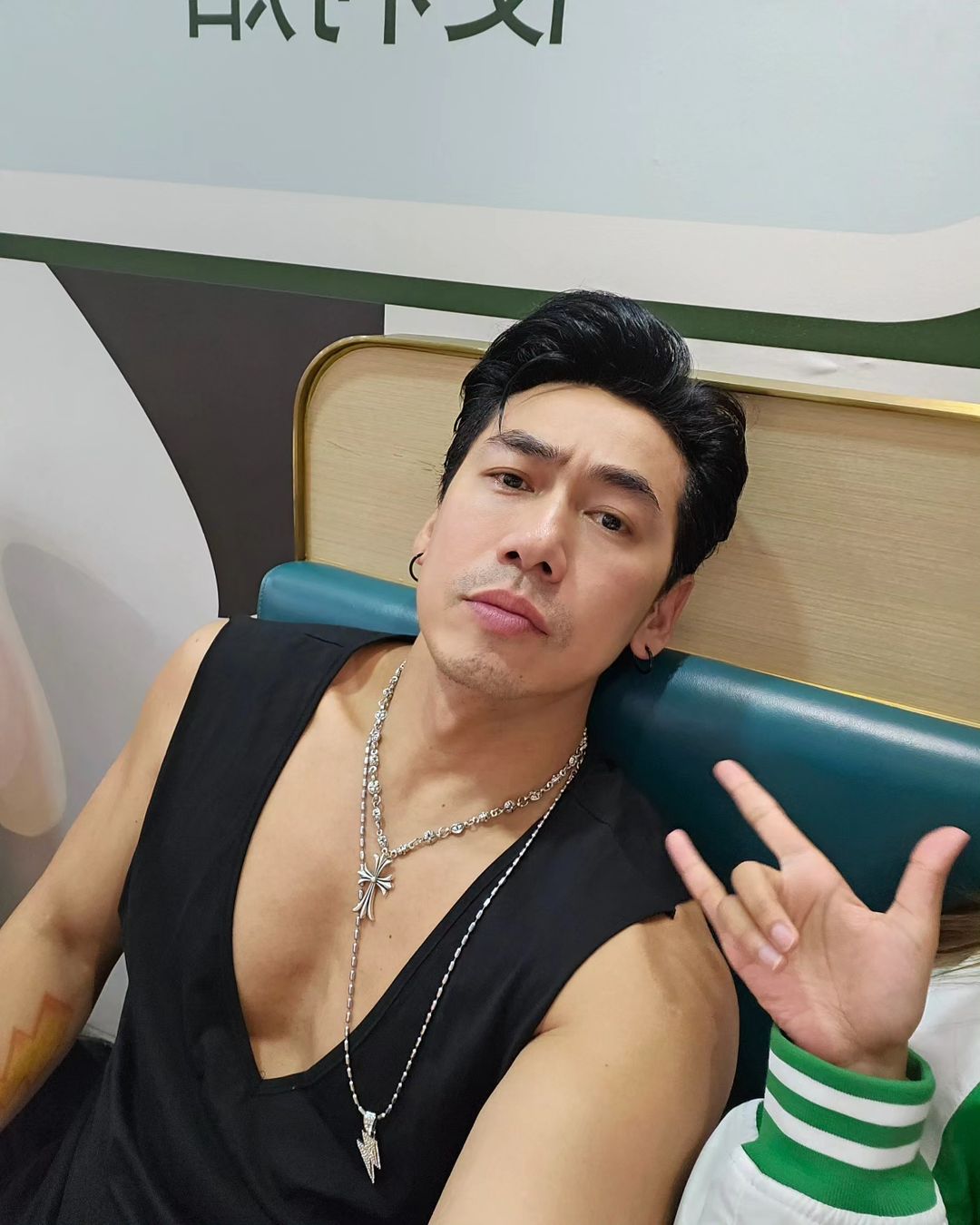 ดีเจเพชรจ้า 