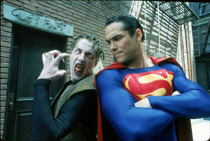 ภาพ Dean Cainr ขณะสวมชุด Superman ในซีรีส์ Lois And Clark