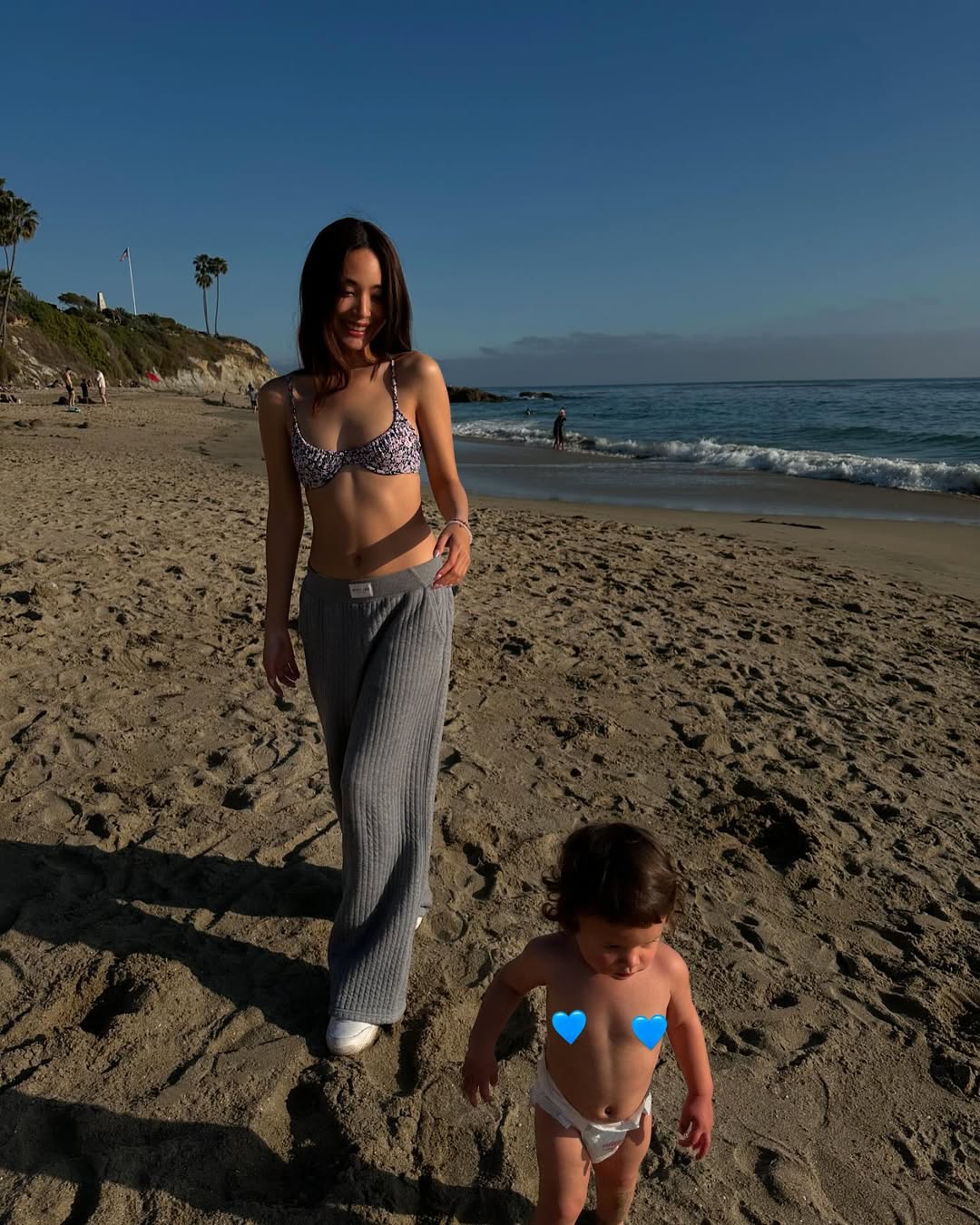 ฟ้า ยงวรี