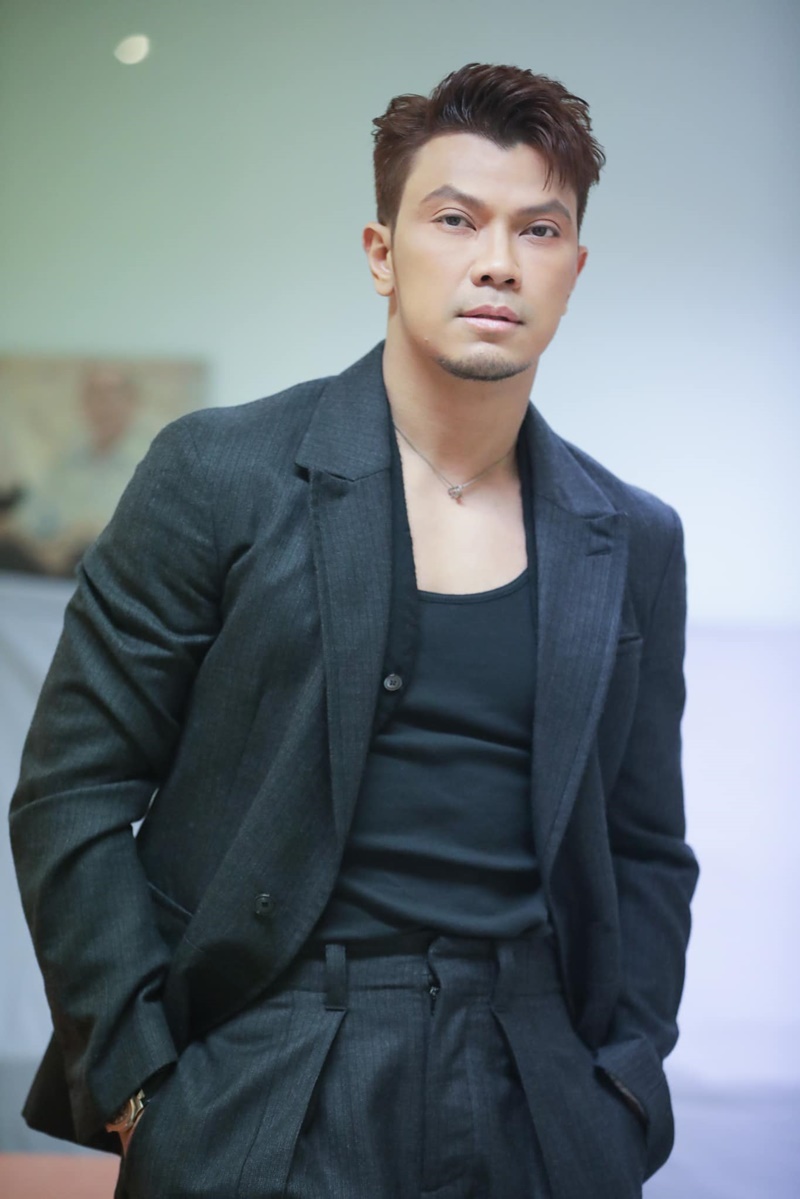 หนุ่ม กะลา