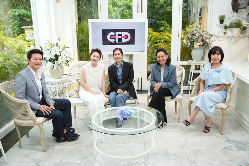 จอย T-Skirt ยุ้ย ปัทมวรรณ ในรายการ Club Friday Show