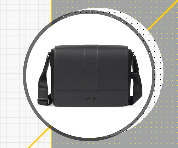 Dapper Monochrome Medium Crossbody Bag กระเป๋าสะพายข้างผู้ชาย