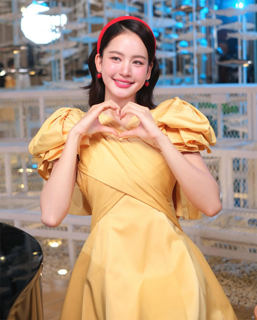 โบว์ เมลดา สโนว์ไวท์เมืองไทย สวยหวานจนต่างชาติตะลึง