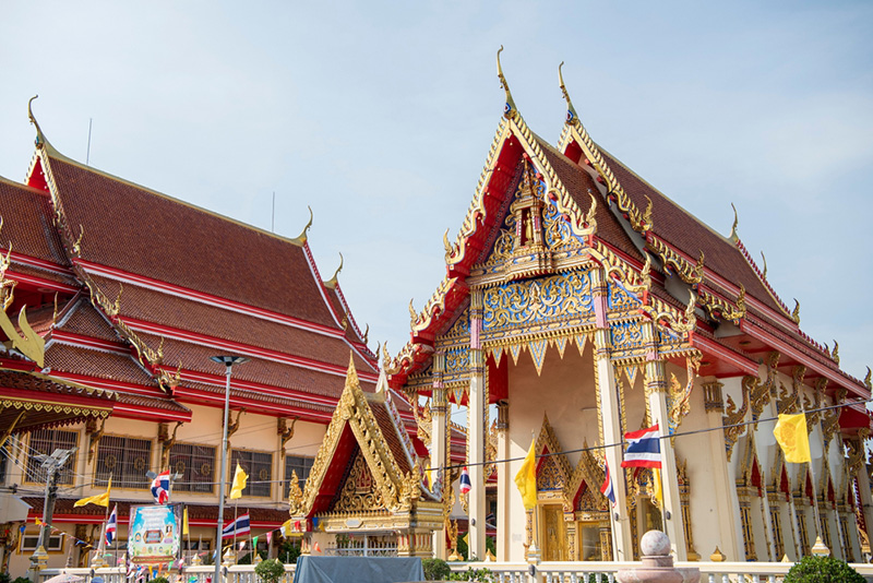 ไหว้พระ 9 วัด ตามเส้นทางรถไฟฟ้าสายสีชมพู วัดสนามเหนือ