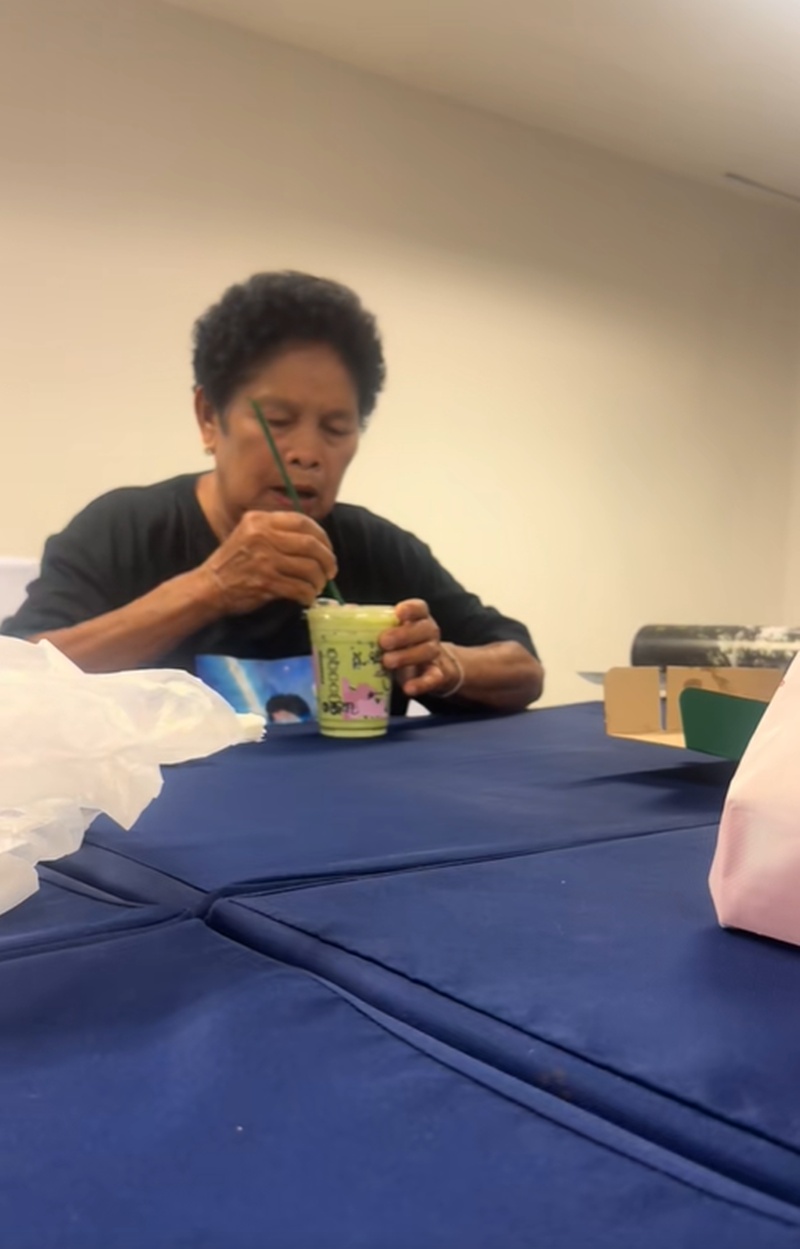 ยายจ่อย