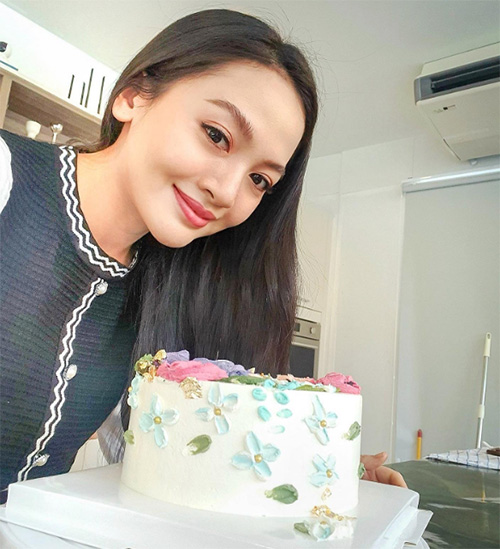 เชฟเคอร์ ประวัติ