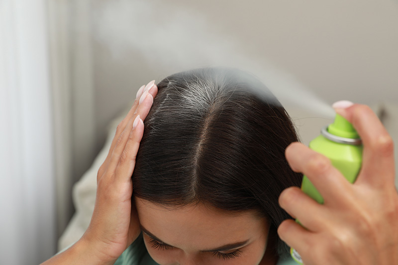 ดรายแชมพู (Dry Shampoo) ยี่ห้อไหนดี สระผม วิธีดูแลผม สวยบอกต่อ