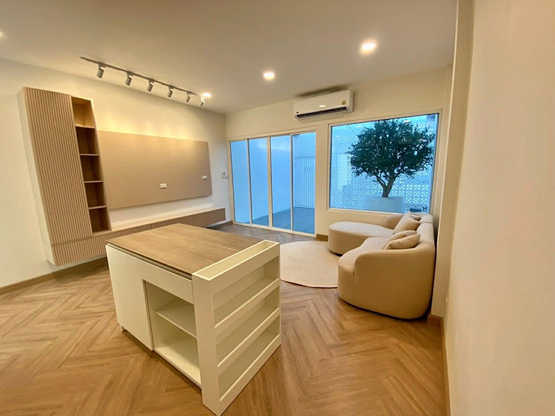 รีโนเวททาวน์โฮม 3 ชั้น