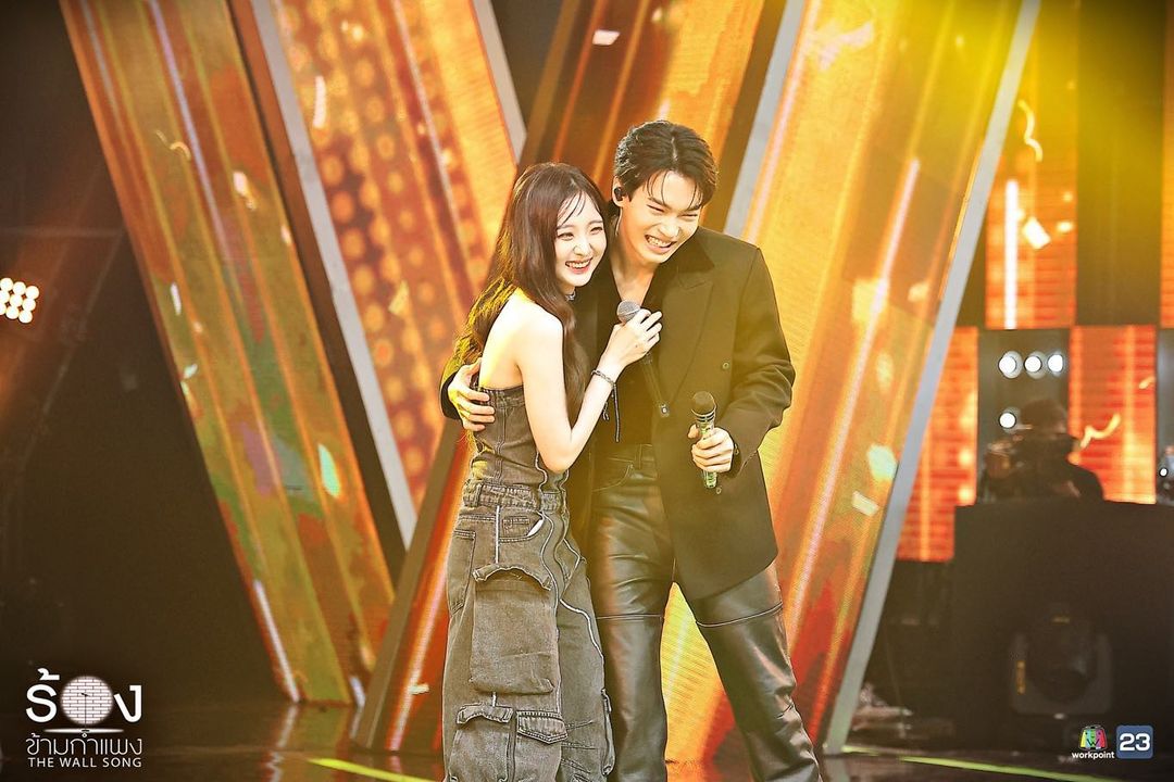 The Wall Song ร้องข้ามกำแพง