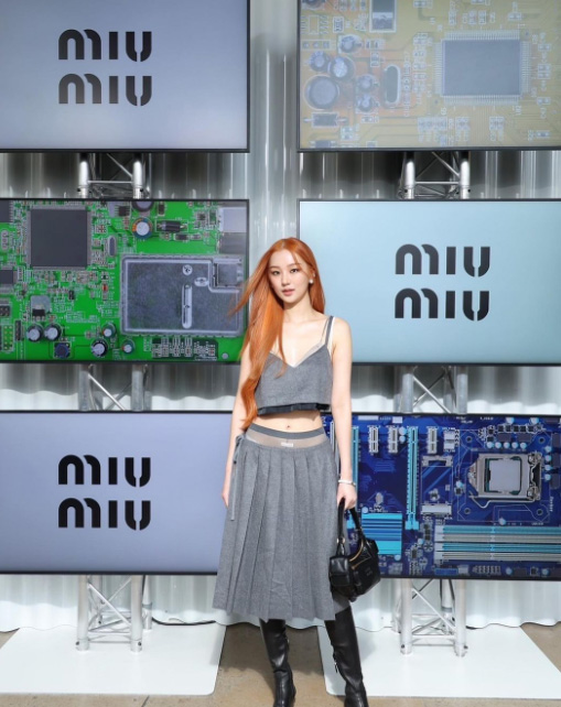 ต้าเหนิง กัญญาวีร์ paris fashion week 2023