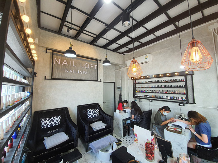 ร้านทำเล็บ, เพนต์เล็บ