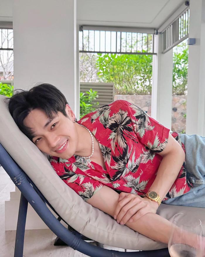 โอบ โอบนิธิ