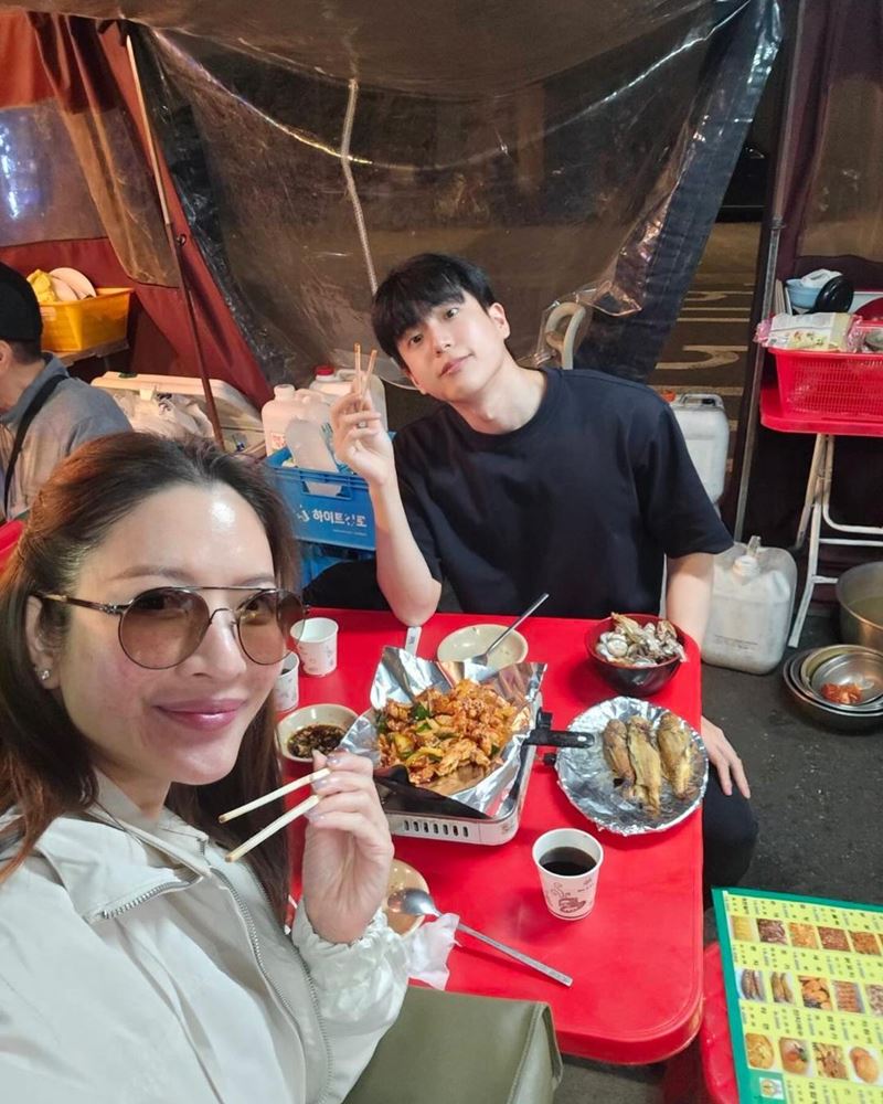 นนกุล แอฟ 