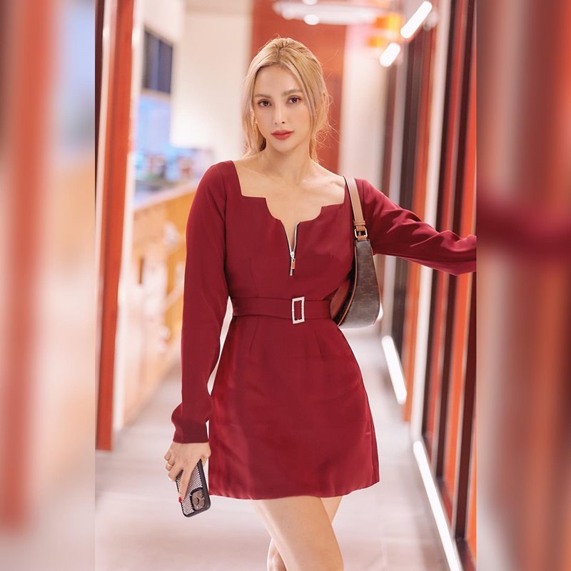 อุ้ม ลักขณา