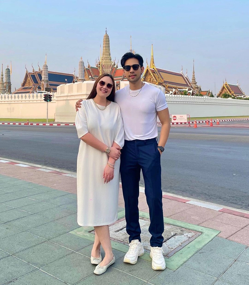บุ๊ค สิศพัชศ์ แย้มสถานะ ทาทา ยัง เรียกแฟนได้มั้ยไม่รู้