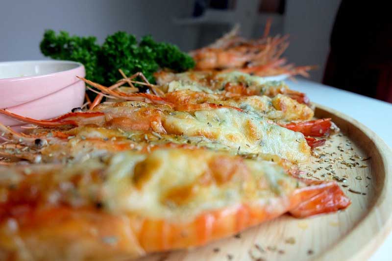 กุ้งอบชีส