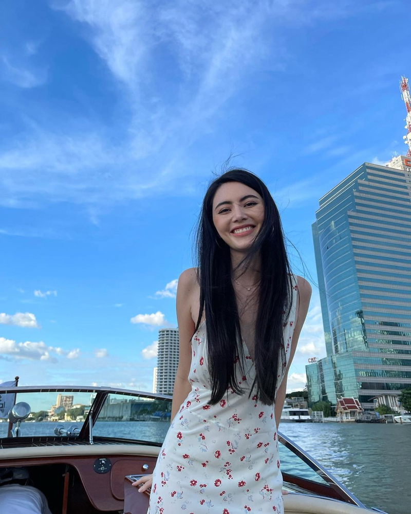 ใหม่ ดาวิกา