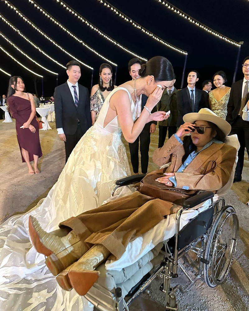 คุณหญิงแมงมุม ร่วมยินดีงานวิวาห์ 