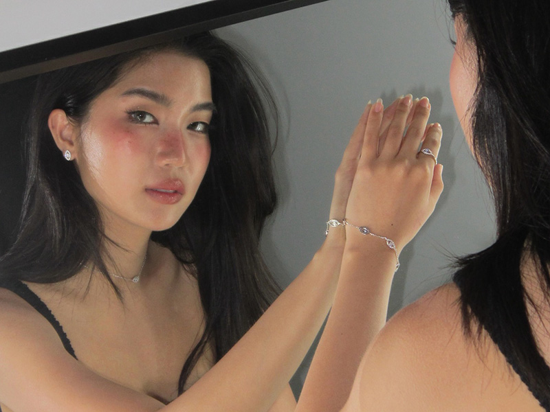 ก้อย อรัชพร