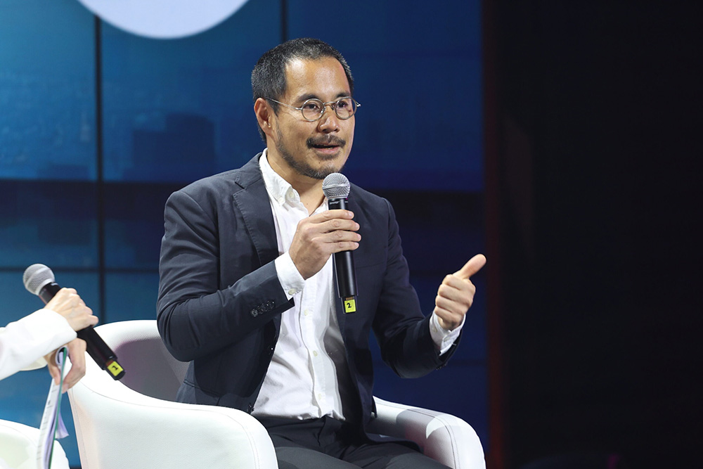 Prachachat Outlook : Thailand 2026 ปรับ-เปลี่ยน-ไปต่อ