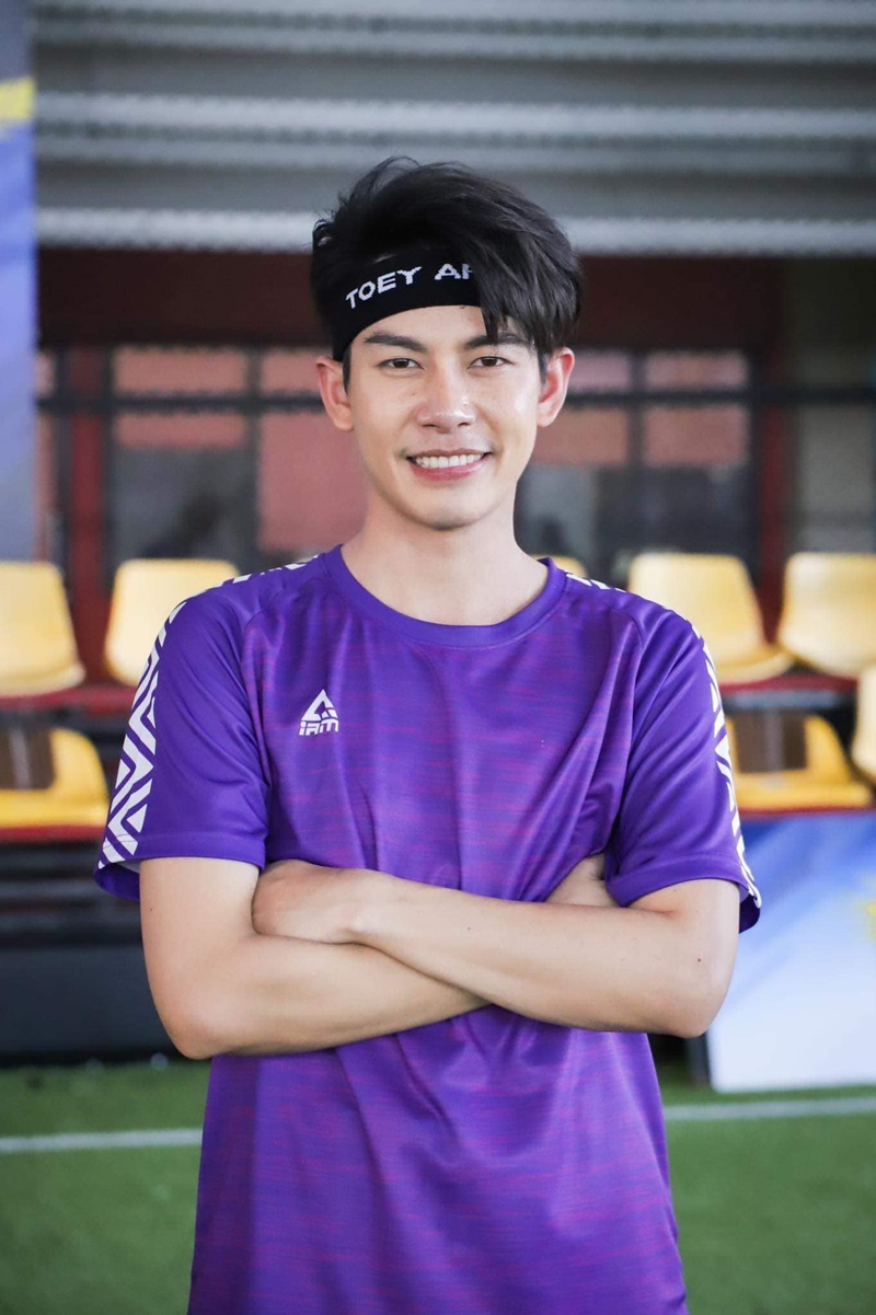 ครูเต้ย อภิวัฒน์