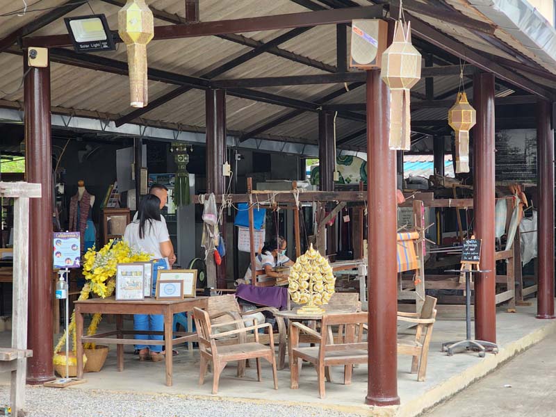 ที่เที่ยวลำพูน