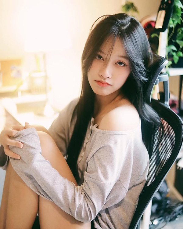 แตงกวา พิญญาเนศวร์ ประวัติ