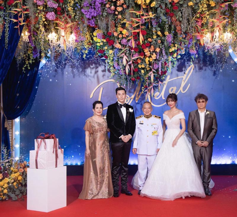 โดม เมทัล