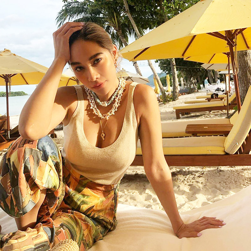 พลอย เฌอมาลย์ 