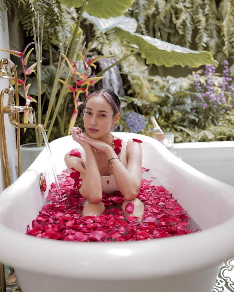 นาว ทิสานาฎ