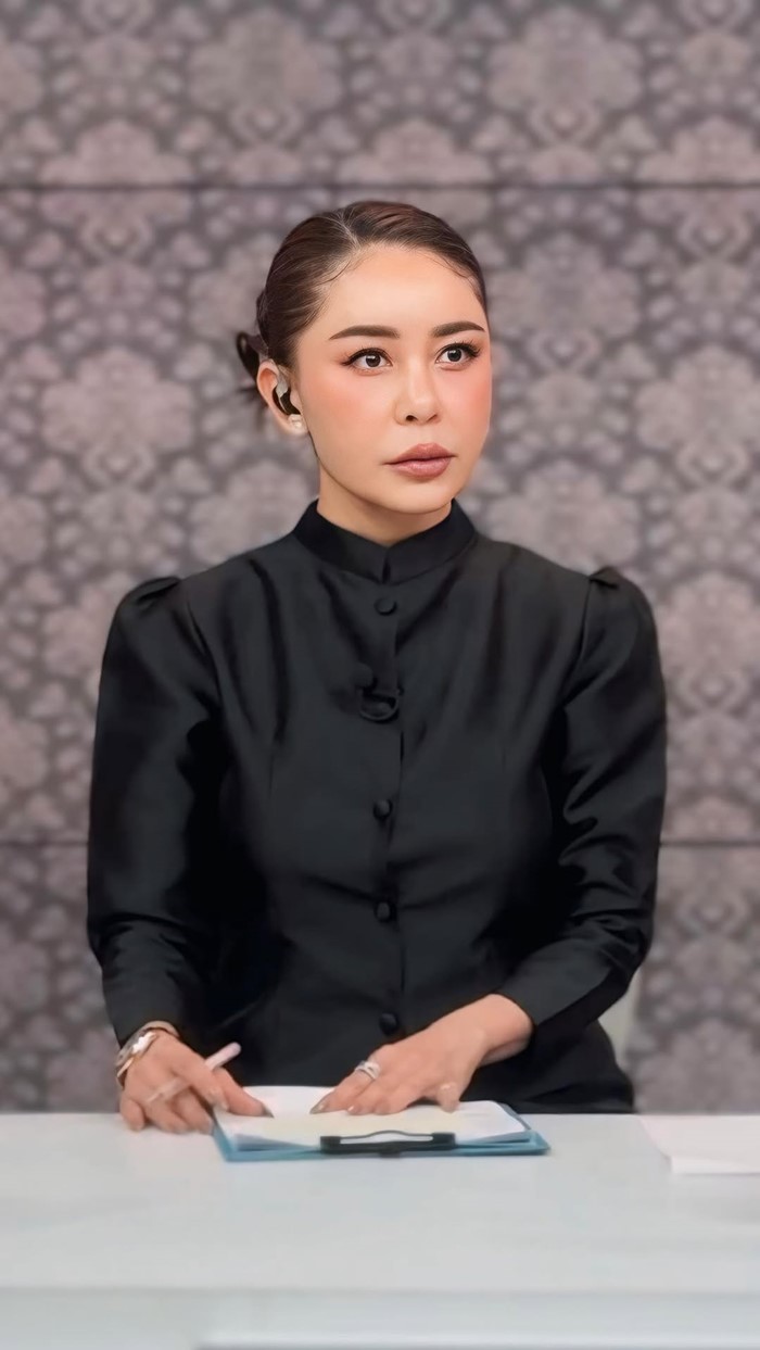 เป็กกี้ ศรีธัญญา สุดตื้นตันได้อ่านข่าวในพระราชสำนัก