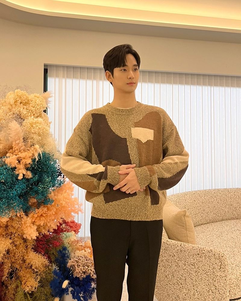 คิมซูฮยอน เดตสาวอีกคนตอนเข้ากรม