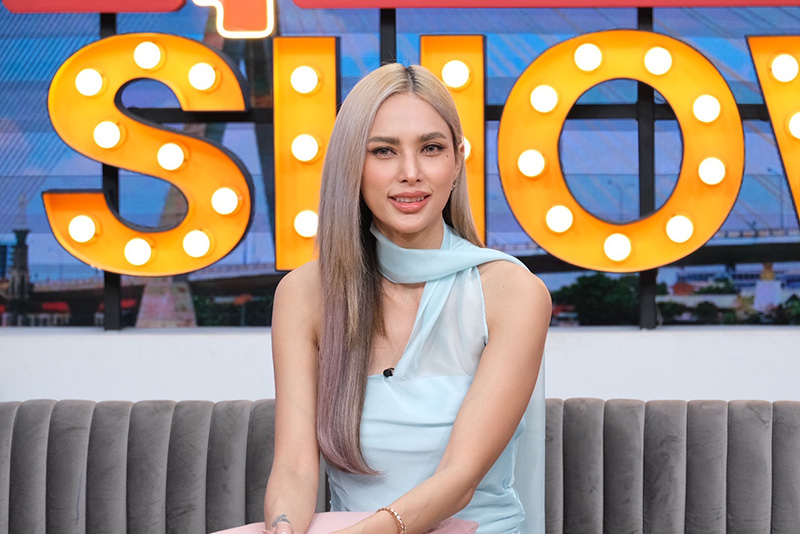 อุ้ม ลักขณา